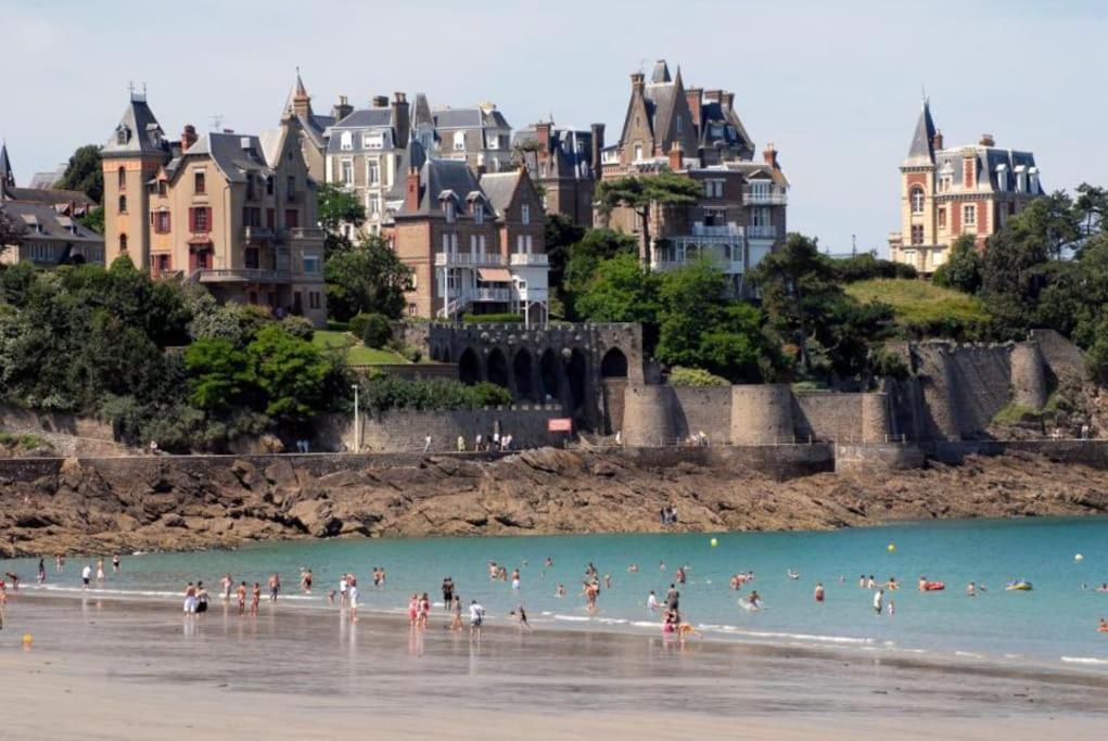 Apartamento Oleta Dinard Exterior foto